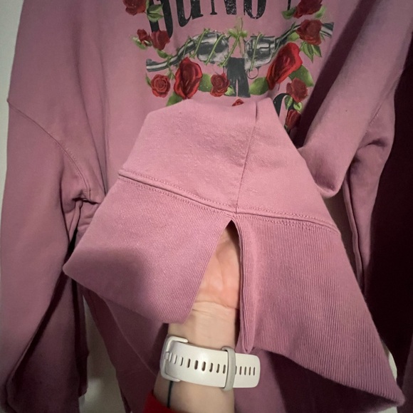 NWOT Guns N' Roses Pink Sweatshirt - Picture 4 of 4